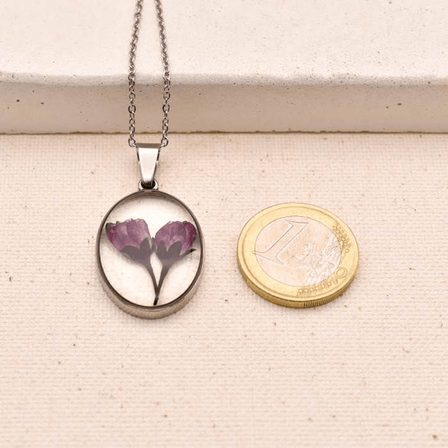 Chrysanthemum in oval pendant