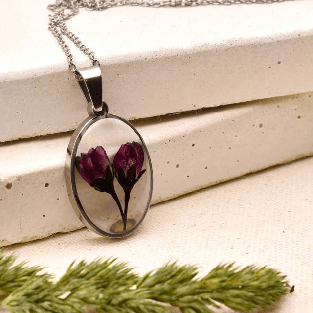 Chrysanthemum in oval pendant